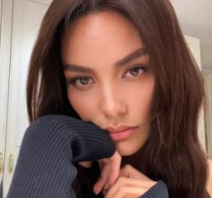Hazal Filiz Küçükköse Kimdir?