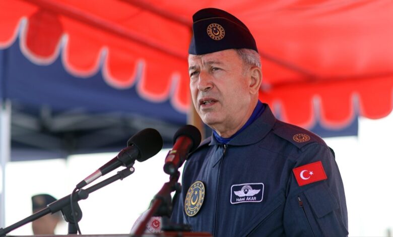 Hulusi Akar: Yunanistan'ın şımarıklığına cevap vermeyi sürdüreceğiz