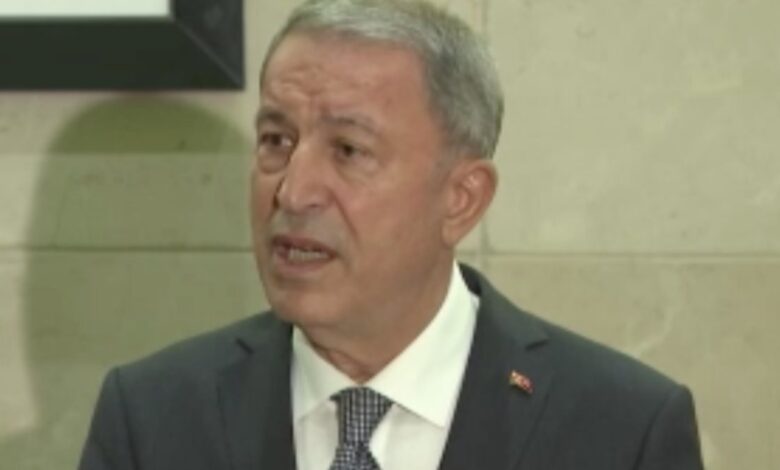 Hulusi Akar'dan Yunanistan'a: Akıllı olun tarihten ders alın