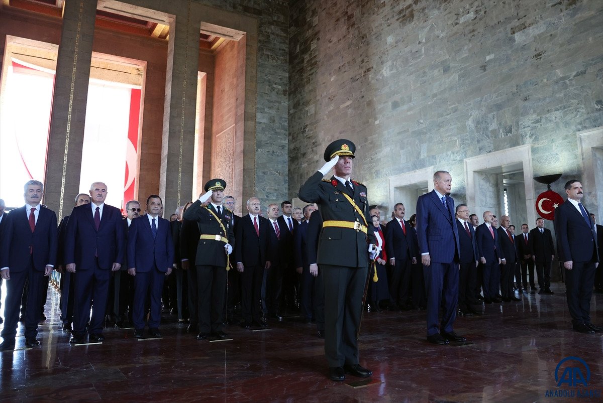 Devlet erkanı Anıtkabir de #6