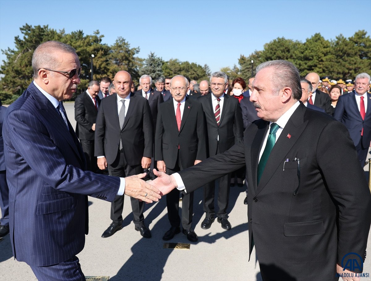 Devlet erkanı Anıtkabir de #3