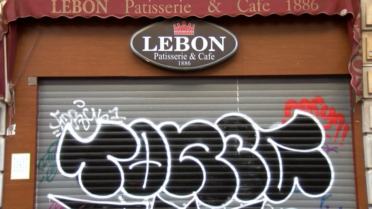 Beyoğlu nda 212 yıldır hizmet veren Lebon Pastanesi kapandı #2