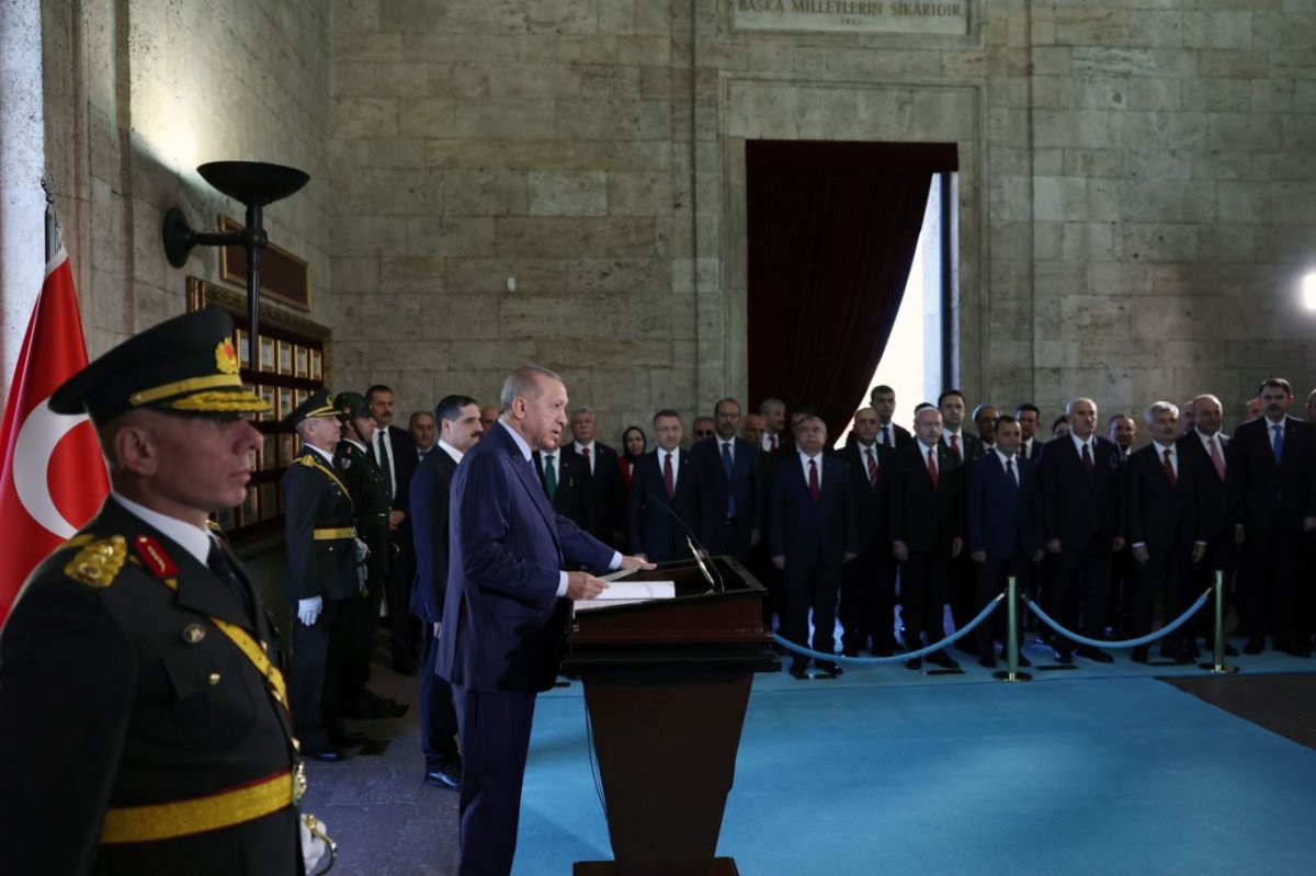 Devlet erkanı Anıtkabir de #1