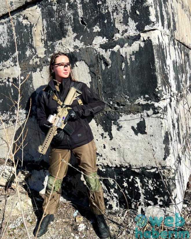 Orduya yönelik Ukraynalı güzelliğin eline silah alınacak düşmanlarına gözdağı verdi - Resim 3