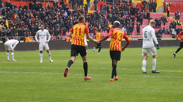 Şifresiz Justin TV Kayserispor Konyaspor maçı canlı izle Kralbozguncu Kayseri Konya Maçı izle Taraftarium24 linki