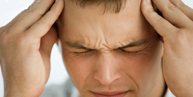 Sinüzit baş ağrısı yapar mı? Sinüzit baş ağrısı nasıl geçer?