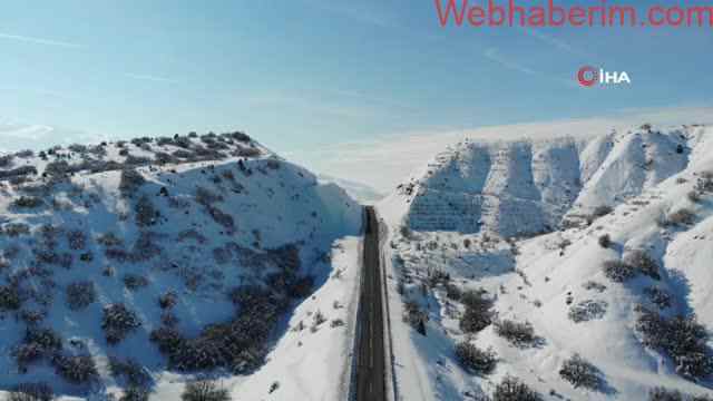 Erzincan'da kar ve tipiden 30 köy yolu ulaşıma kapanan