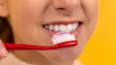 DİŞ FIRÇALAMAK ORUCU BOZAR MI? | Oruçluyken diş fırçalanır mı, diş macunu orucu bozar mı?