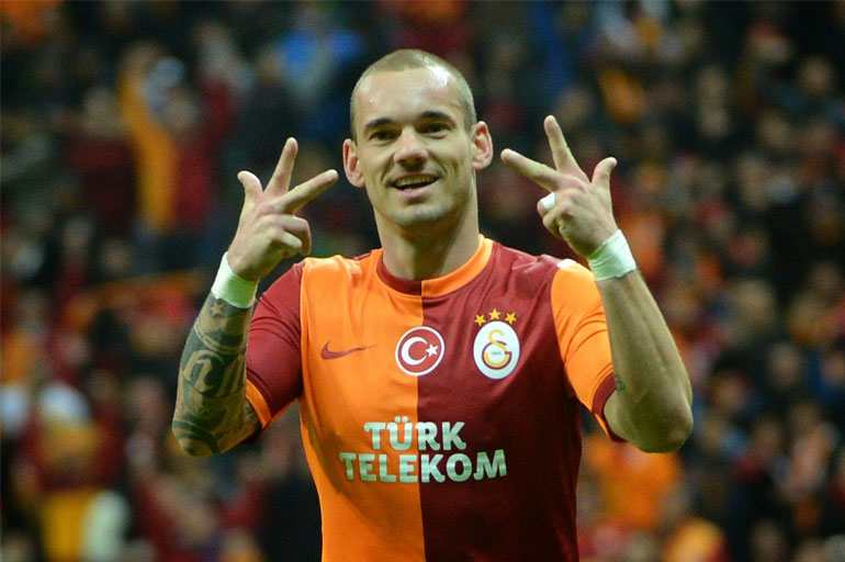 Wesley Sneijder kimdir, kaç yaşında? Wesley Sneijder hangi takımlarda oynadı?