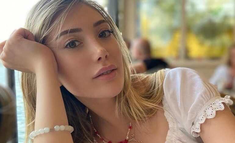 Mehmet Ali Erbil'in kızı Yasmin Erbil kimdir, kaç yaşında ve ne iş yapıyor?