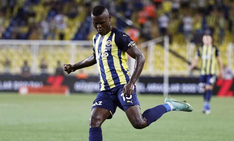 Fenerbahçe’de Samatta’ya talip çıktı! Suudi Arabistan ekipleri peşinde