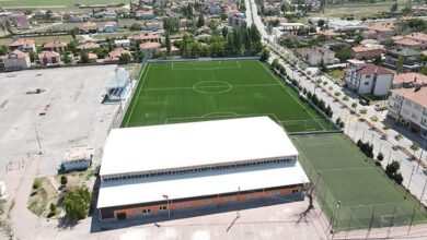 Tomarza ilçe stadı ve spor salonu tamamlandı
