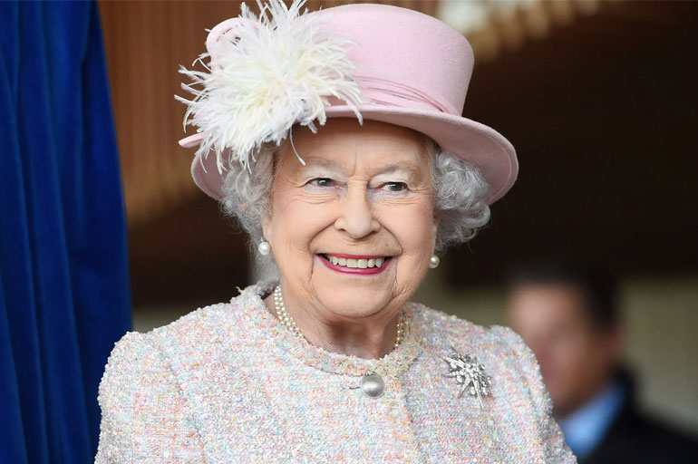 1654188065 68 Kralice 2 Elizabeth kimdir kac yasinda Kralice 2 Elizabethin tahtta