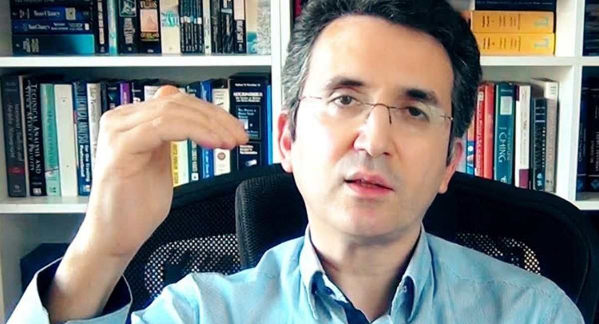 Tunç Şatıroğlu Kimdir? Kaç Yaşında? Aslen Nereli? Evli mi?