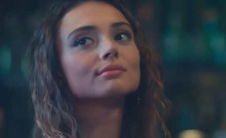 Duy Beni dizisinde Ekin'i Rabia Soytürk kimdir, kaç yaşında ve aslen nereli? Rabia Soytürk hangi dizilerde oynadı?