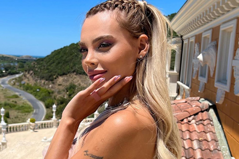 Doya Doya Moda Hülya kimdir, kaç yaşında ve aslen nereli? Doya Doya Moda Hülya Yenidoğmuş Instagram hesabı