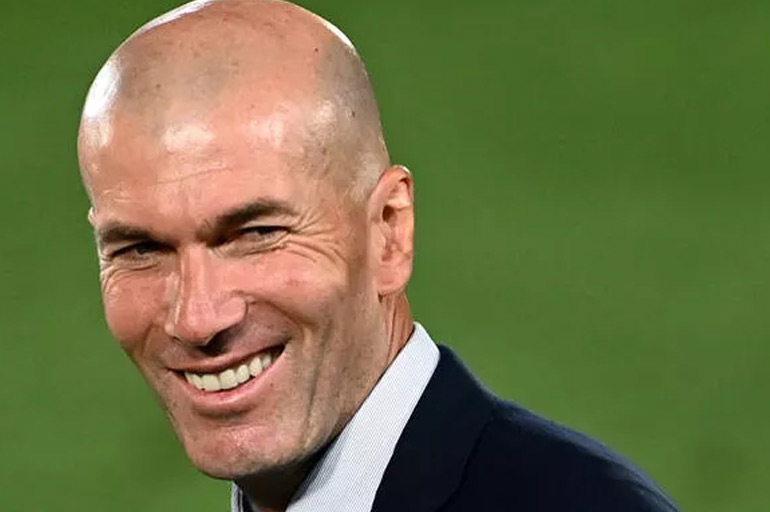 Türkiye’ye gelen Zinedine Zidane kimdir, kaç yaşında ve aslen nereli? Zinedine Zidane hangi takımlarda oynadı?