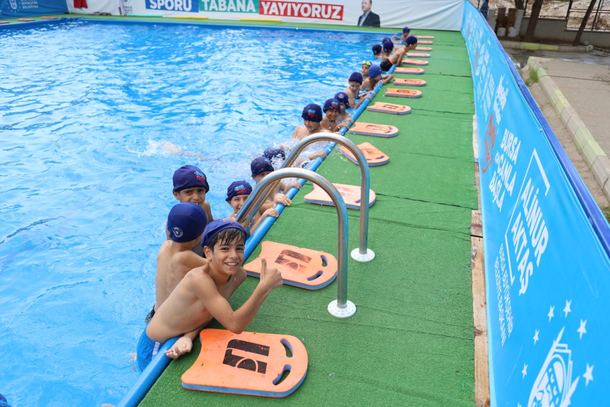 Bursa Büyükşehir Belediyesi nin  Neşeli Havuzlar Mutlu Çocuklar  projesi #4
