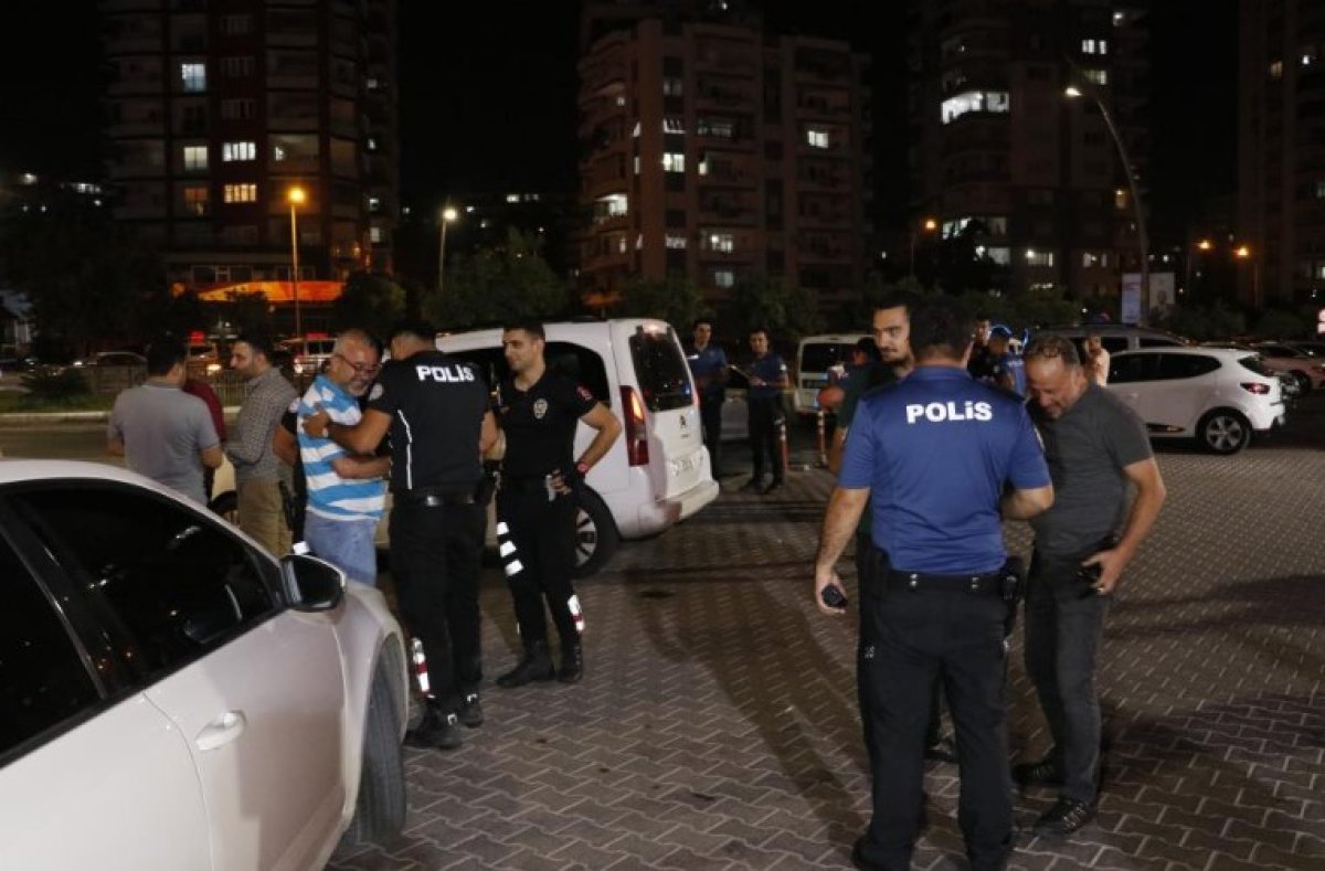 Adana da bir kişi tabanca kabzasıyla öldüresiye darbedildi #3