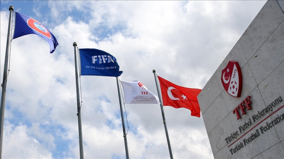 PFDK, Fenerbahçe ve Trabzonspor a para cezası verdi #1