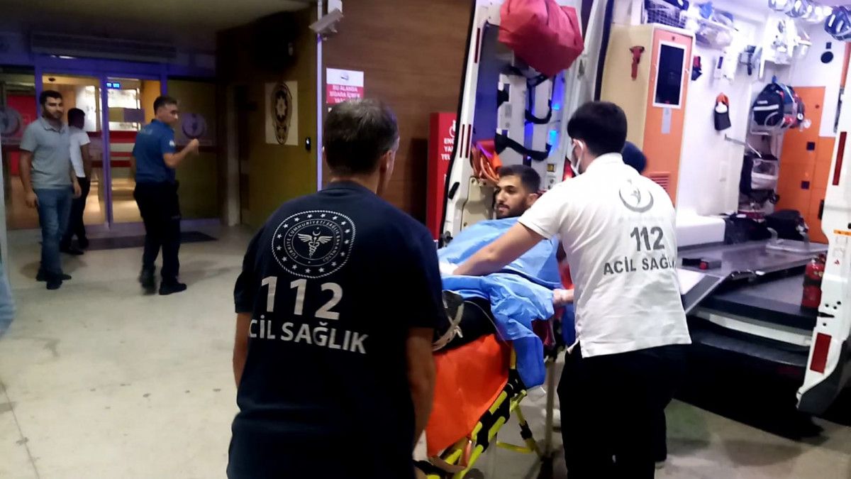 Bursa da yaralı halde 2 kilometre giderek polis merkezine sığındı #4