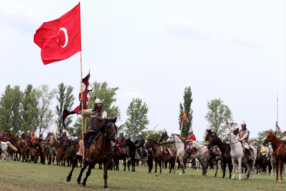 Türk milletleri, Macaristan daki 'Büyük Kurultay'da buluştu #10