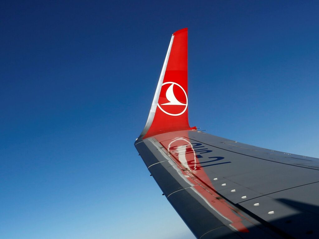 Türk Hava Yolları 17 bin TL maaş ile 2.200 memur alacak! Adaylarda aranan şartlar açıklandı!