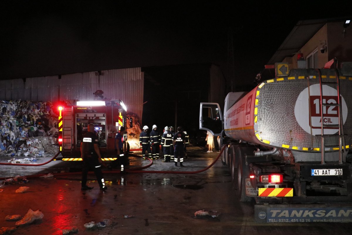 Adana da fabrikada yangın çıktı #3