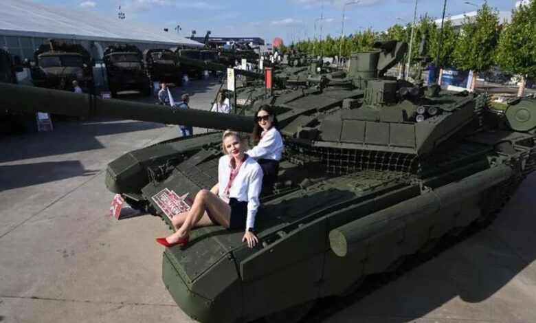 Rusya'dan son teknoloji ile donaltılmış askeri fuar