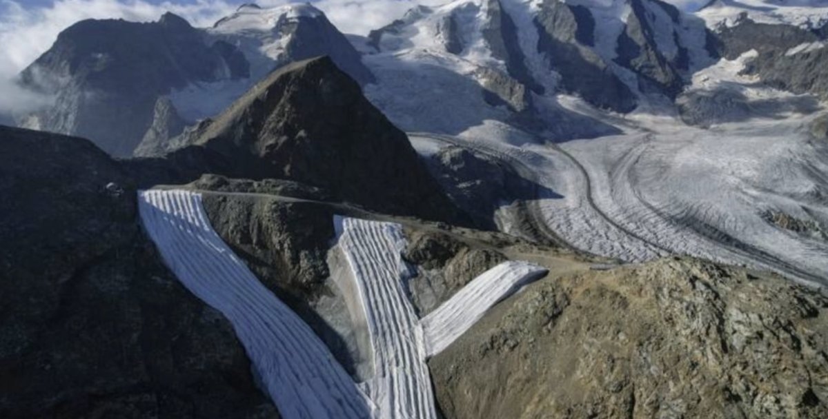 İsviçre Alplerindeki buzullar, 1931 den beri yarı yarıya eridi #1