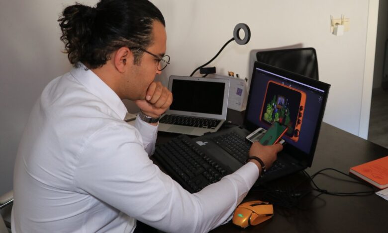 Adana'da genç mühendis, işitme engelliler için yazılım yaptı