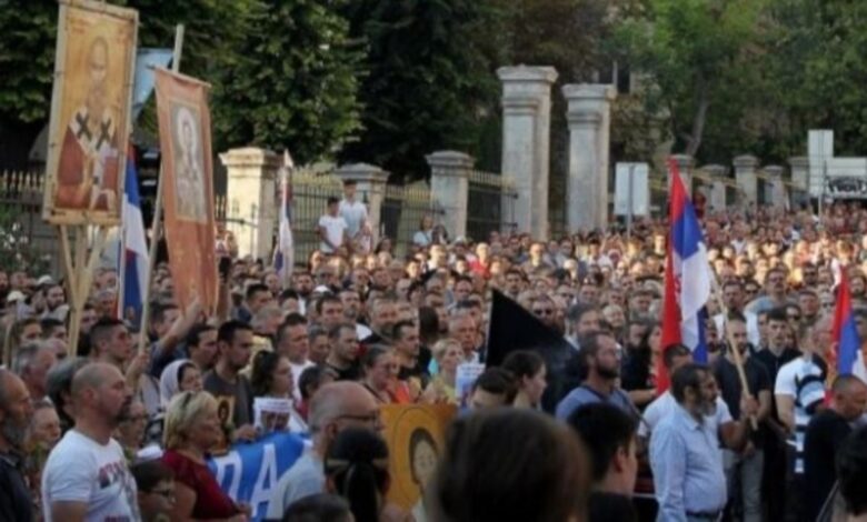 Sırbistan Cumhurbaşkanı Vucic, LGBT etkinliğini iptal etti