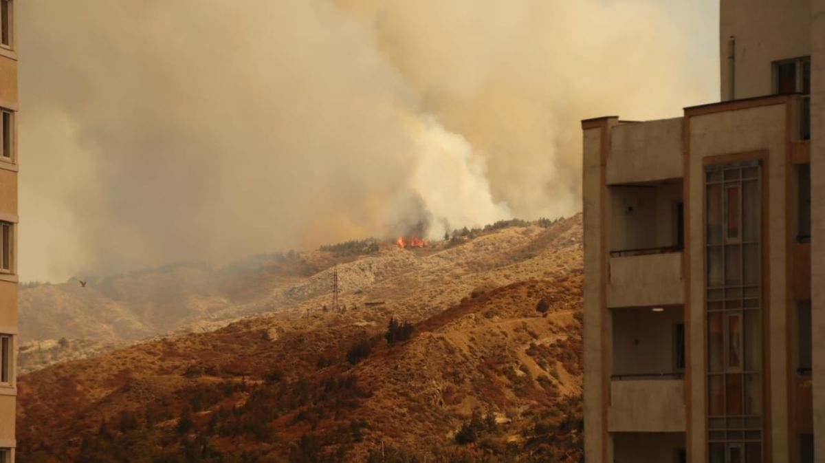 Gürcistan daki yangına Türkiye den uçak desteği #2