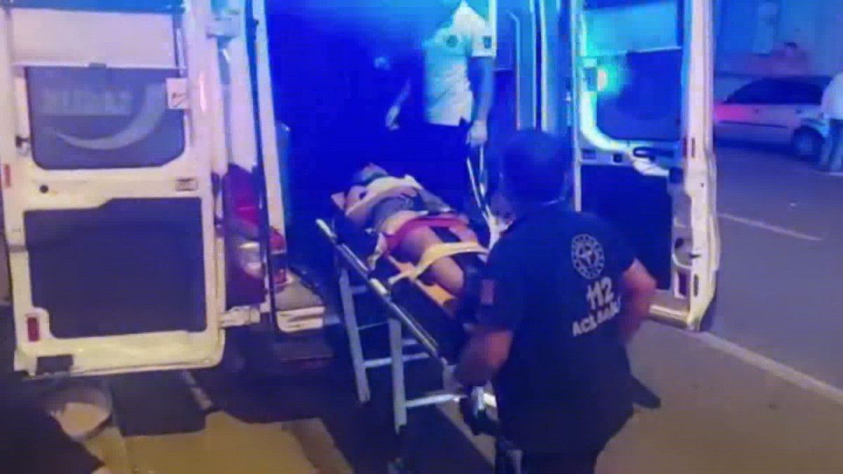 Kadıköy de gece kulübünde yüksekten düşen kadın ağır yaralandı #4