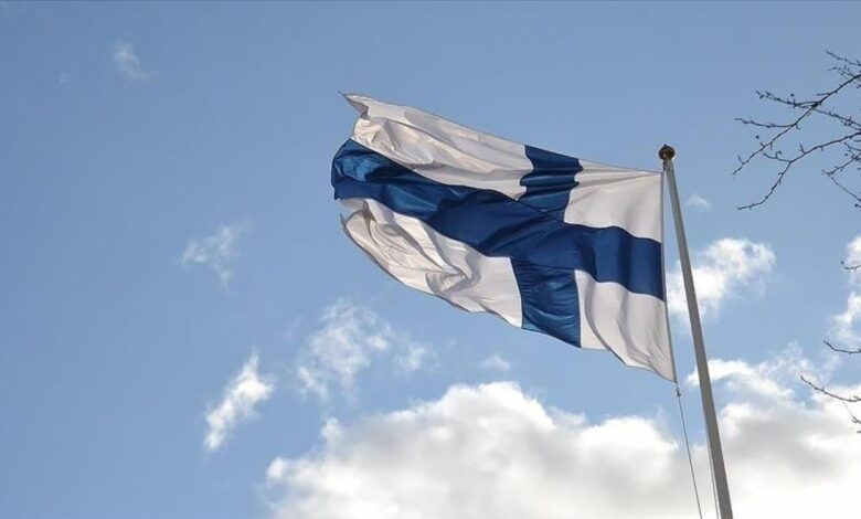 Finlandiya, savaş uçaklarının tatbikatı için otoyolu trafiğe kapatacak