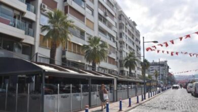İzmir'de Tarkan konseri için evlerin balkonları 500 dolara kiralandı