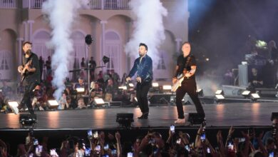 Tarkan, İzmir'in kurtuluşunun 100'üncü yılında konser verdi
