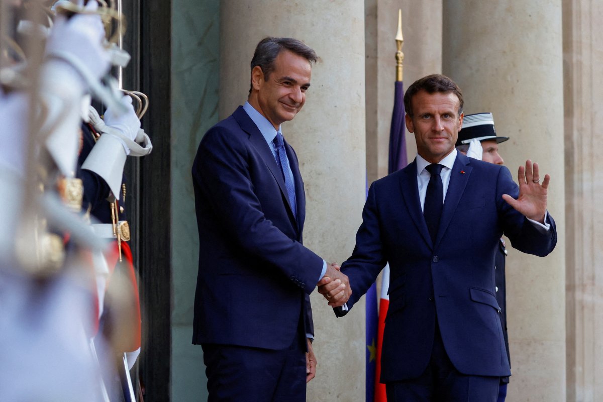 Emmanuel Macron, Kiryakos Miçotakis le Fransa da görüştü #4