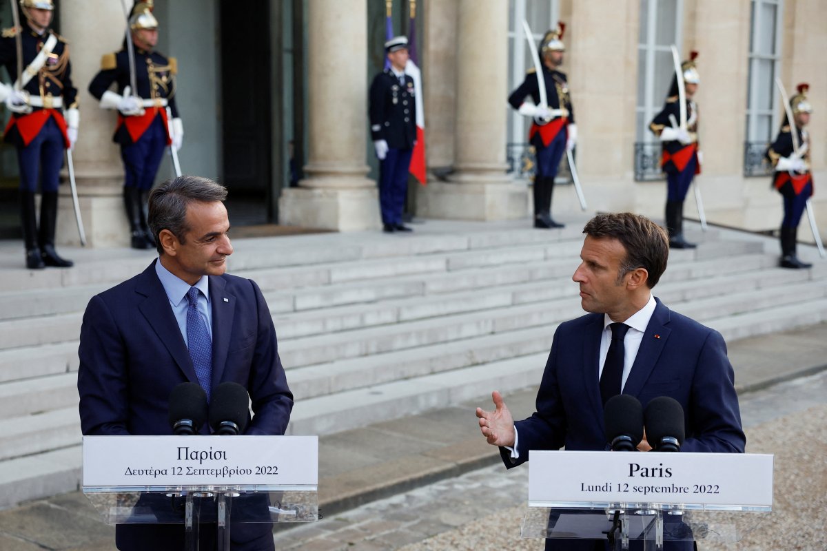 Emmanuel Macron, Kiryakos Miçotakis le Fransa da görüştü #3