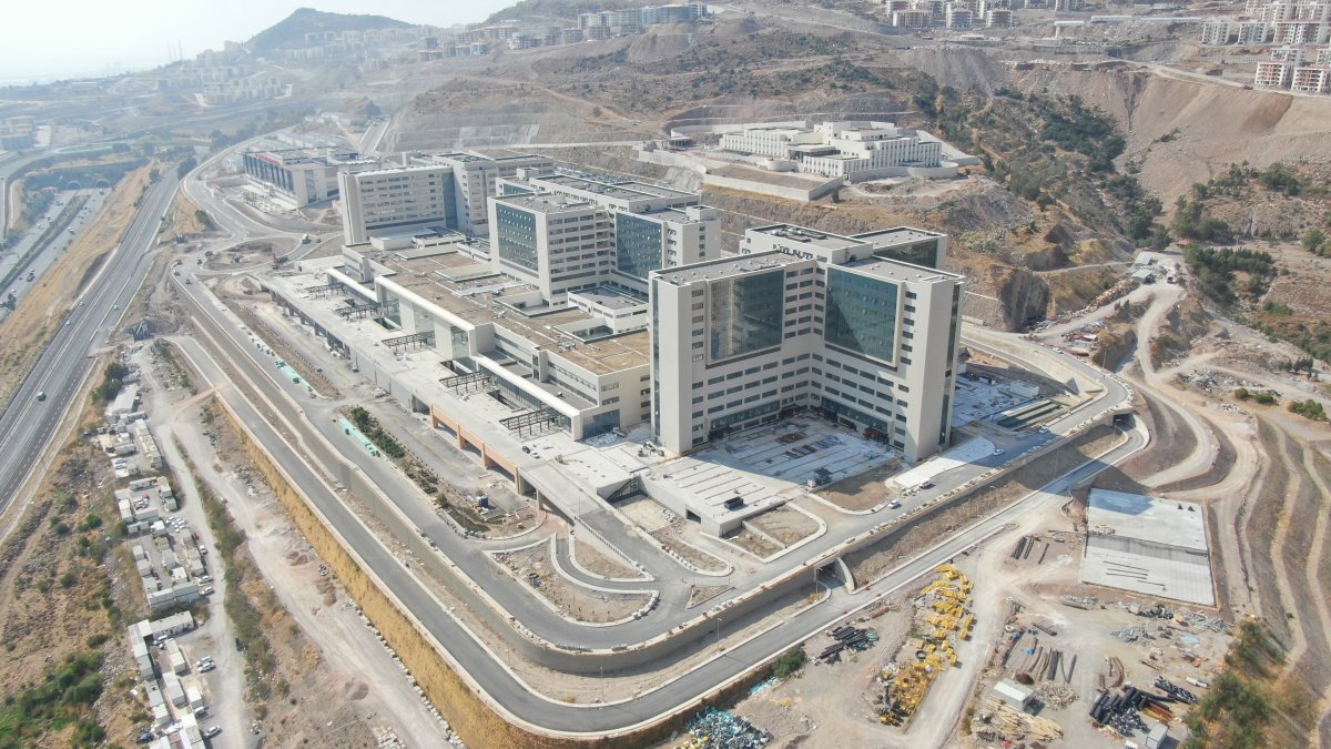 İzmir Şehir Hastanesi çalışmalarında sona yaklaşıldı  #3