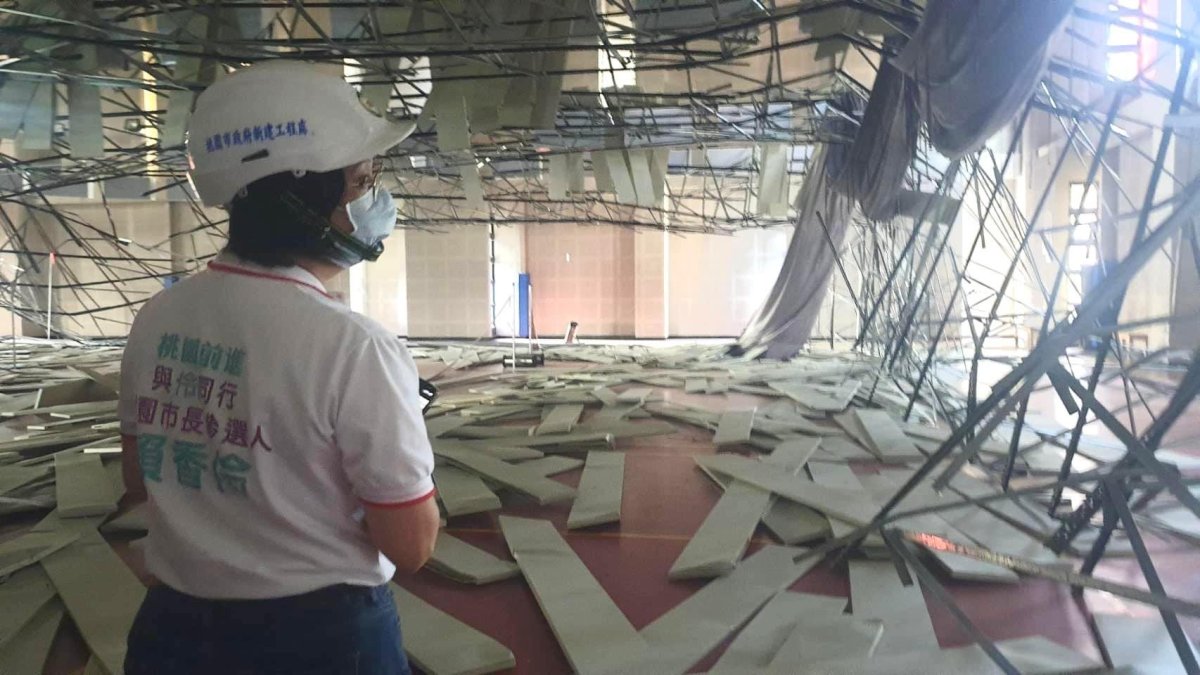 Tayvan’da deprem: Spor salonunun çatısı, sporcuların üzerine çöktü #3
