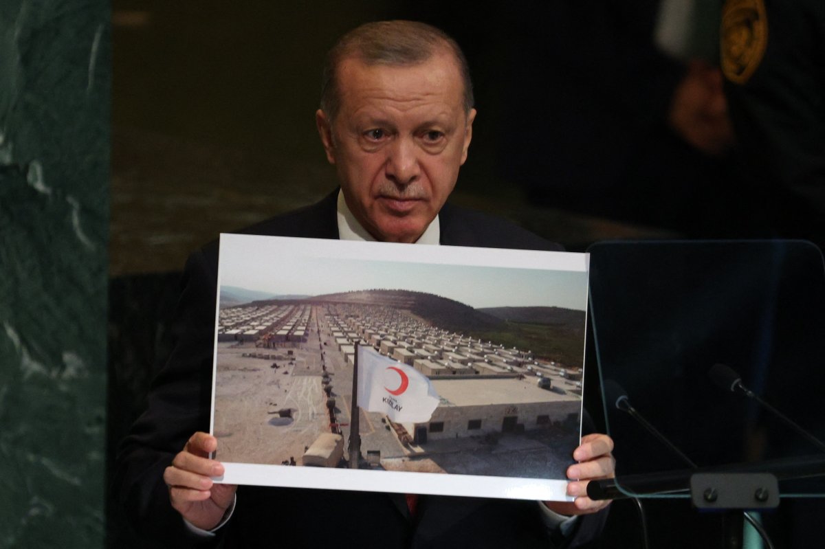 Cumhurbaşkanı Erdoğan: Yunanistan Ege yi bir mülteci mezarlığına çevirmektedir #3