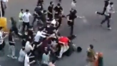 İran'da eylemler şiddetlendi: Polis linç edildi