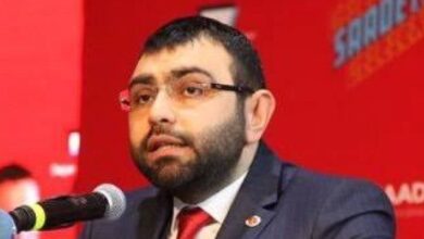 Saadet Partisi, Tunç Soyer'i eleştiren ilçe başkanını görevden aldı