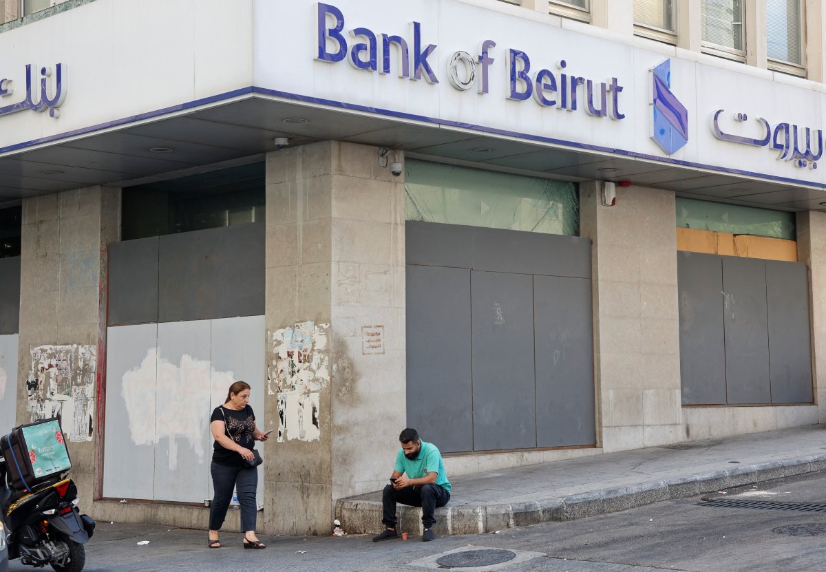 Lübnan da baskınlar nedeniyle bankalar kapalı kalmaya devam edecek #3