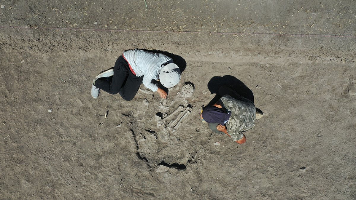 Kahramanmaraş ta 7 bin 600 yıllık kadın iskeleti bulundu #2