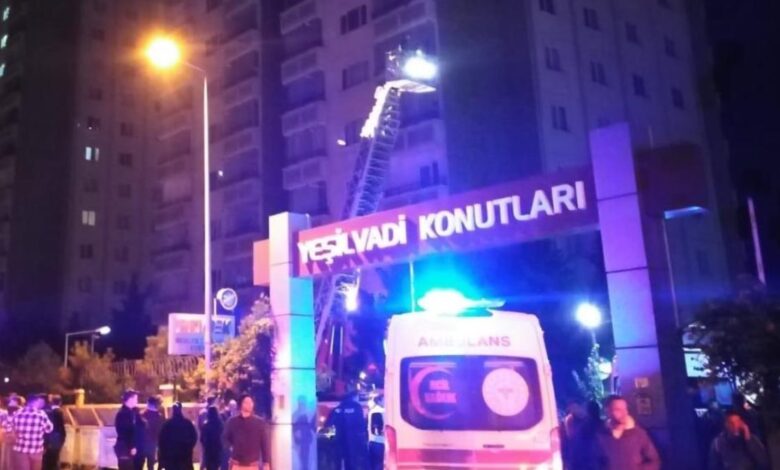 Ankara'da 15 katlı binada yangın: 1 ölü