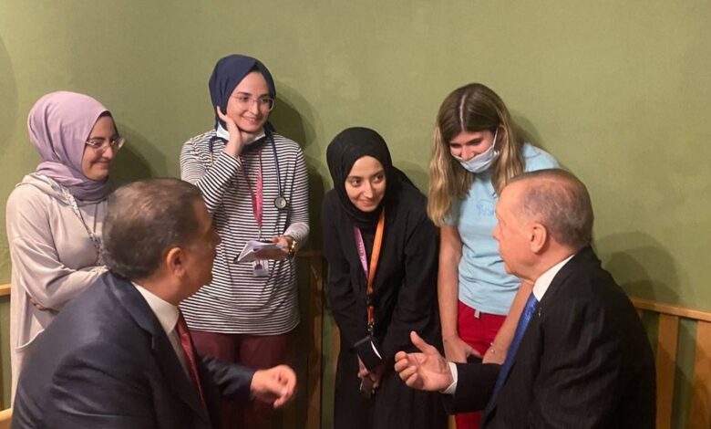 Cumhurbaşkanı Erdoğan, Başakşehir Çam ve Sakura Şehir Hastanesi'ni ziyaret etti