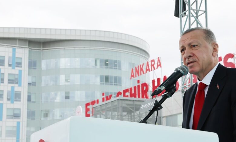 Cumhurbaşkanı Erdoğan, 'gelişmiş ülke' güzellemesi yapanlara cevap verdi