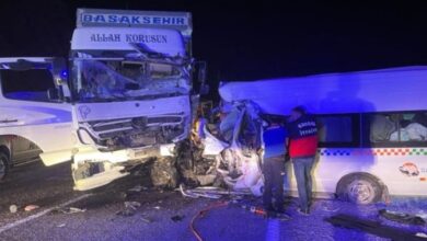 Türkiye güne felaketle uyandı! Sivas-Malatya yolunda can pazarı kuruldu: Katliam gibi kaza! 8 ölü 9 ağır yaralı var